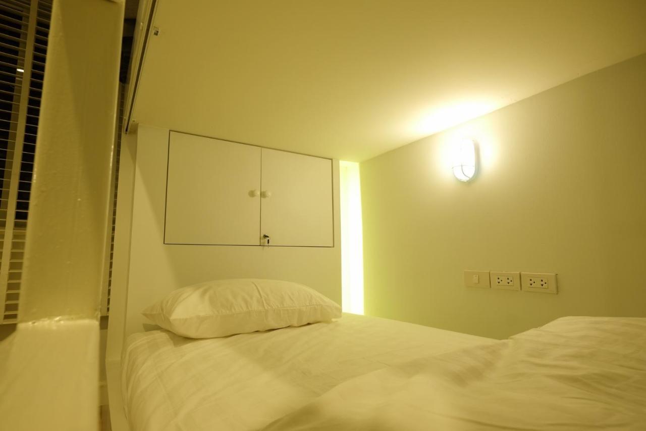 Ratana Boutique Hostel Bangkok Extérieur photo